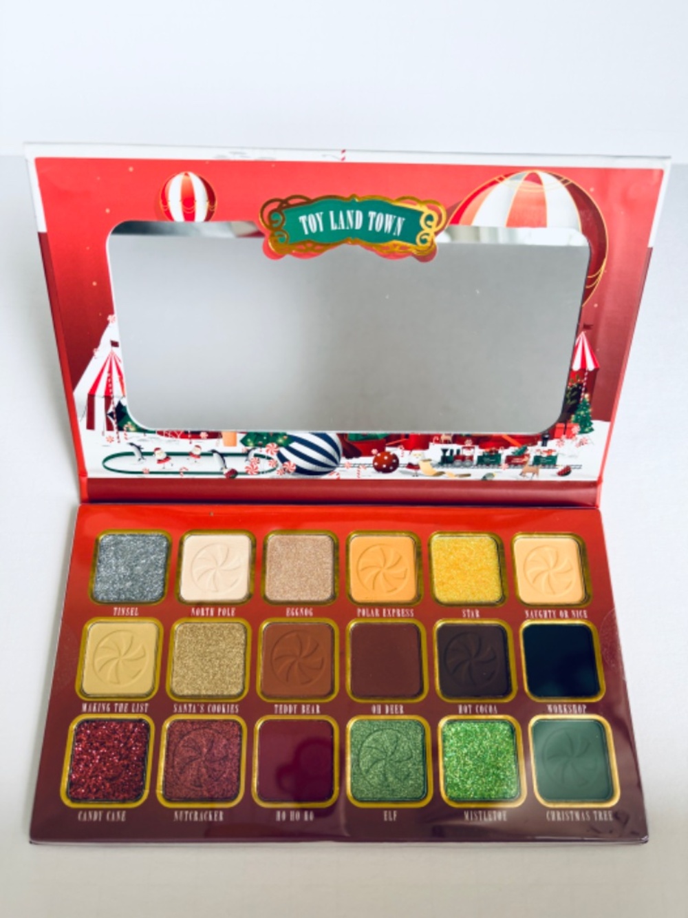 Prolux Toy Land Town Eyeshadow Palette Make-up 18 Shades Mirror Shimmer Matte